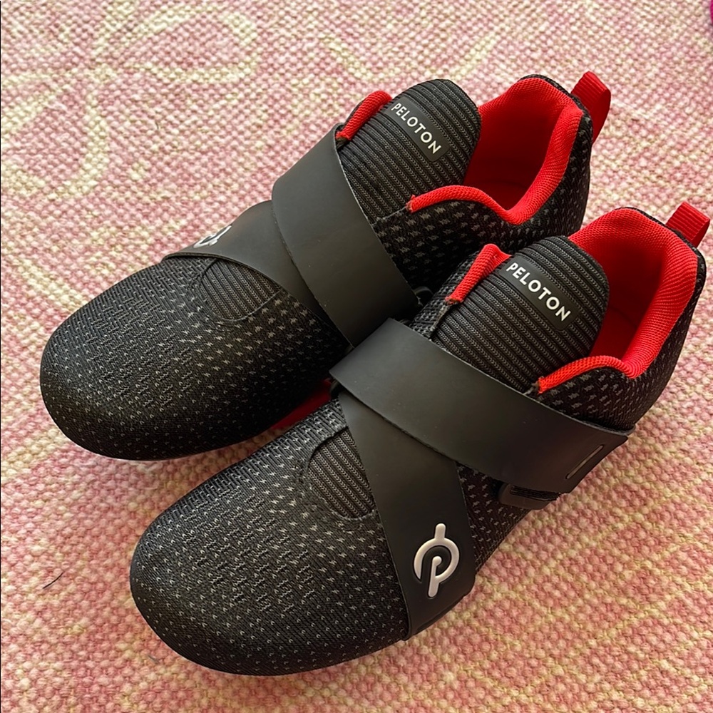 Peloton Altos Cycling Shoes W6.5